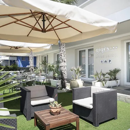 酒店 Solemare E 米萨诺阿德里亚蒂科