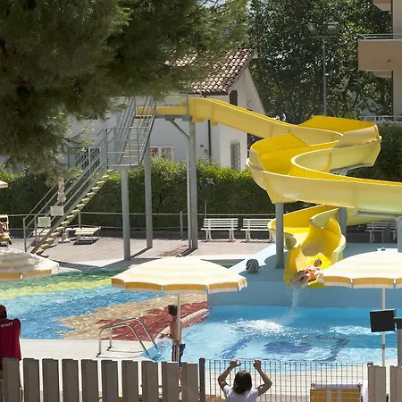 Solemare E 酒店 米萨诺阿德里亚蒂科