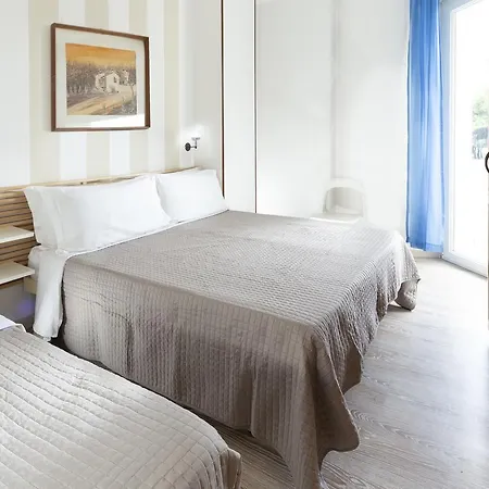 Solemare E ホテル ミザーノ・アドリアーティコ